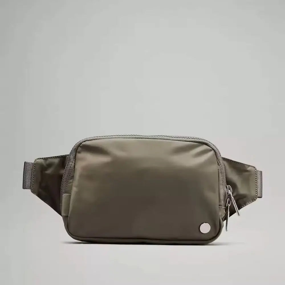 USA Oversea Warehouse 2L Solid Nylon Waist Bag Fanny Pack for Travel Walking Fanny Pack Crossbody Bags Unisex Belt Bag