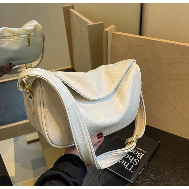 Trendy Ladies' Shoulder Bag 2025 New Autumn Small Design Dumpling Shape Crossbody Bag Commuter Versatile Women's Bag