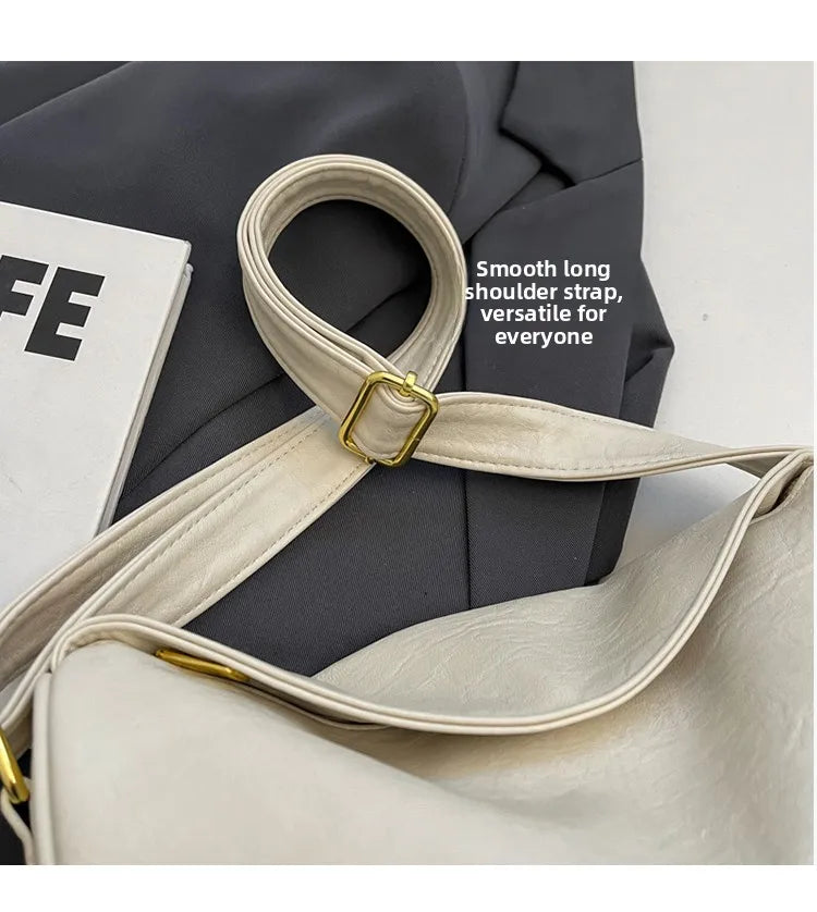Trendy Ladies' Shoulder Bag 2025 New Autumn Small Design Dumpling Shape Crossbody Bag Commuter Versatile Women's Bag