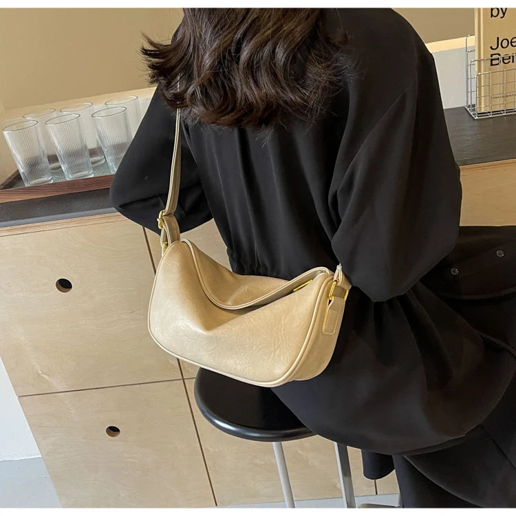 Trendy Ladies' Shoulder Bag 2025 New Autumn Small Design Dumpling Shape Crossbody Bag Commuter Versatile Women's Bag