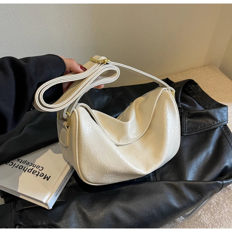 Trendy Ladies' Shoulder Bag 2025 New Autumn Small Design Dumpling Shape Crossbody Bag Commuter Versatile Women's Bag