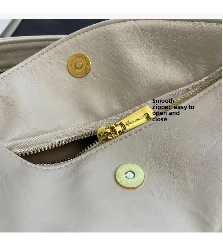 Trendy Ladies' Shoulder Bag 2025 New Autumn Small Design Dumpling Shape Crossbody Bag Commuter Versatile Women's Bag