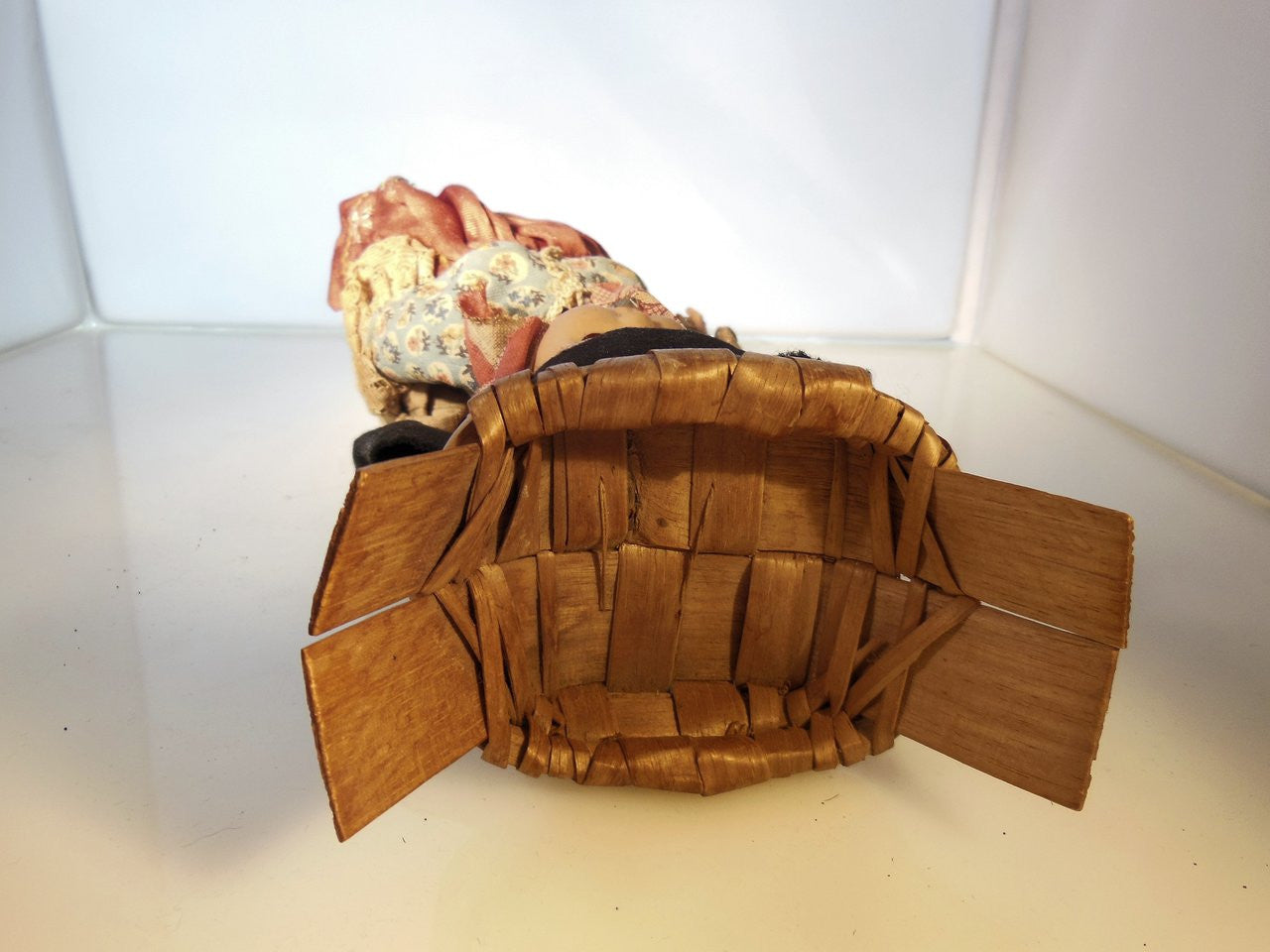 Vintage Portuguese Fish Seller Doll.  Opening/Closing Eyes & Basket on Head